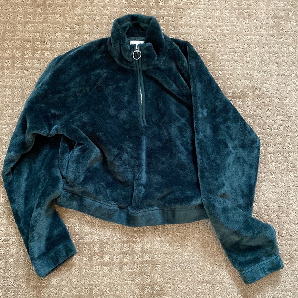 Fuzzy Cropped Crewneck